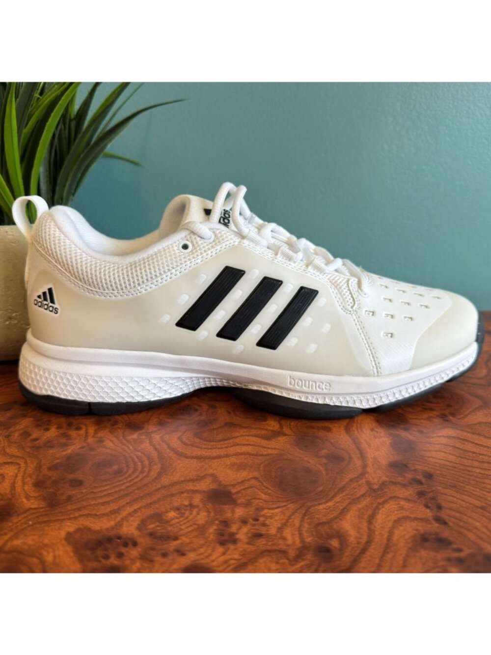 Mens Adidas Size 9 Barricade Class B Tennis Shoe Model BY2919 White Black - Picture 2 of 11